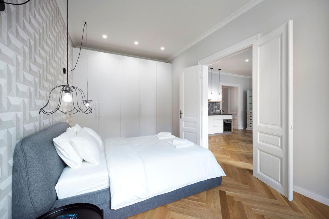 Fine Two Bedroom Trdinova Apartment Ljubljana Exteriör bild